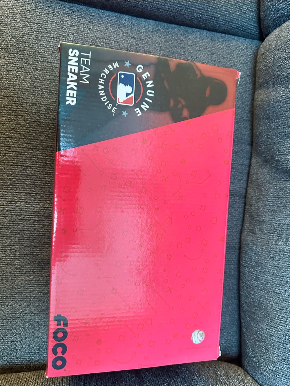 FOCO MLB Team Sneaker Box - Red